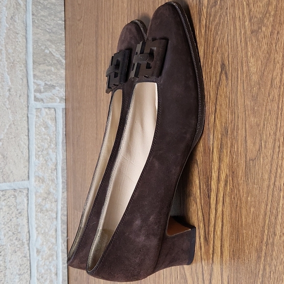 FERRAGAMO Suede Block Heel Wooden Hardware Detail Brown Narrow - Picture 5 of 13